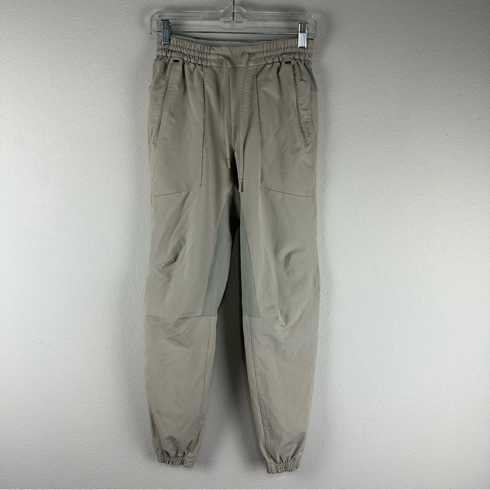 Lululemon Men’s Beige Tan License to Train Athletic Athleisure Joggers Pants XS